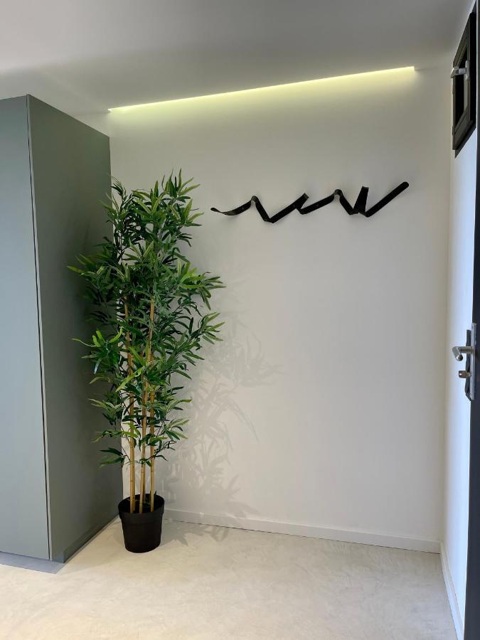 Appartement neuf climatisé - vue mer Saint-Tropez - 50m plage et port - piscine Gassin Extérieur photo